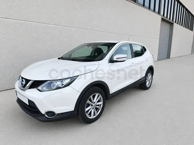 Usado Nissan Qashqai Acenta 110 CV (80 kW) 2015 Blanco SUV