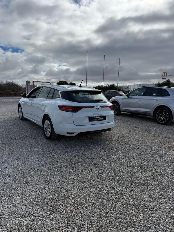 Usado Renault Mégane IV Business 115 CV (84 kW) 2021 Blanco