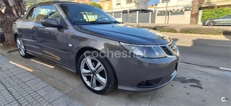 Usado Saab 9-3 Vector 150 CV (110 kW) 2008 Gris / plata Descapotable