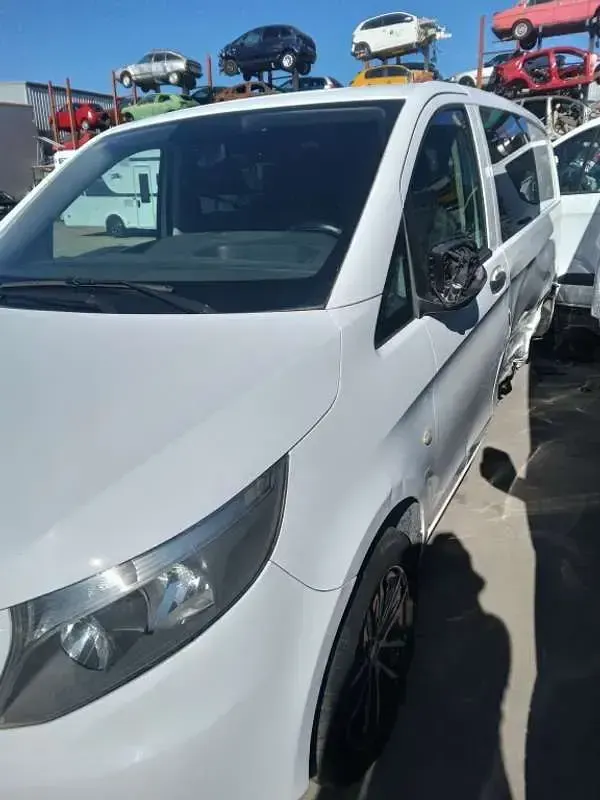 Usado Mercedes Vito 114 CV (83 kW) 2015 Blanco Van