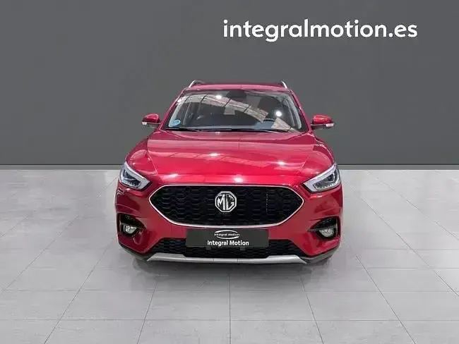 Usado MG ZS Luxury 106 CV (77 kW) 2022 Rojo SUV