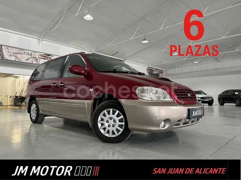Burdeos Usado 2003 Kia Carnival EX Monovolumen | 5900 € (Precio justo) - Imagen 1/4
