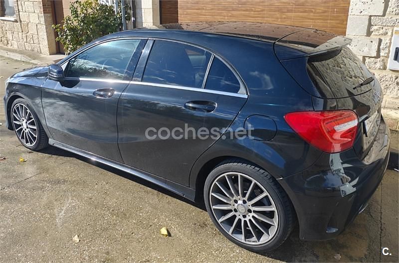 Usado Mercedes A250 AMG line 211 CV (155 kW) 2013 Negro Berlina