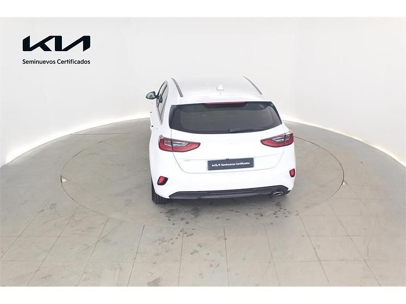 Usado Kia Ceed 101 CV (74 kW) 2025 Blanco Utilitario