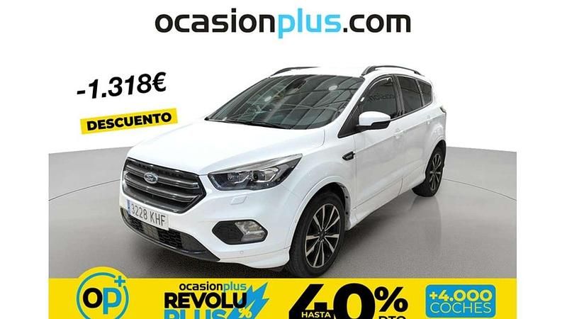 Usado Ford Kuga ST-Line 150 CV (110 kW) 2018 Blanco SUV