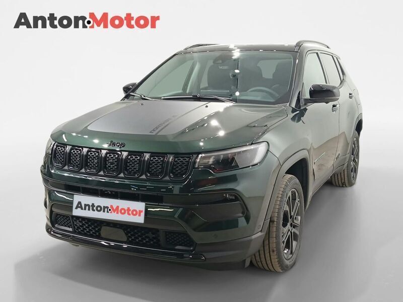 Verde Nuevo 2025 Jeep Compass North SUV | 44.360 € - Imagen 1/4