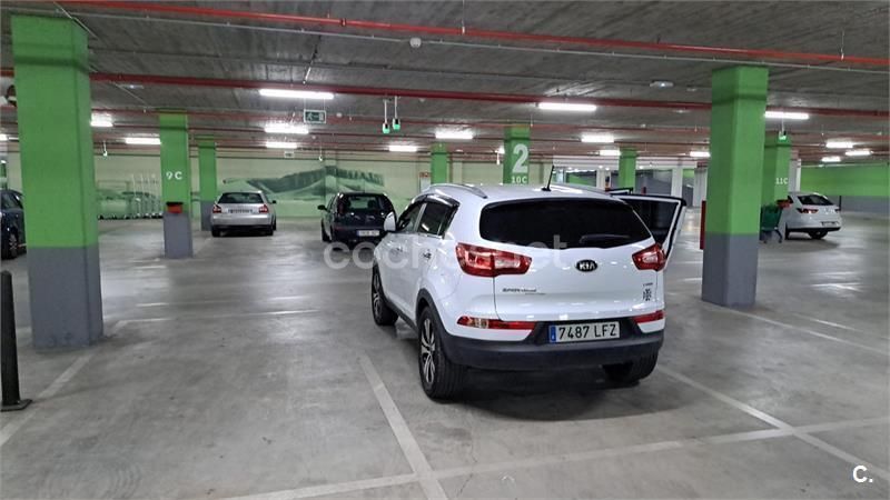 Blanco Usado 2014 Kia Sportage SUV | 9500 € (Precio justo) - Imagen 1/4