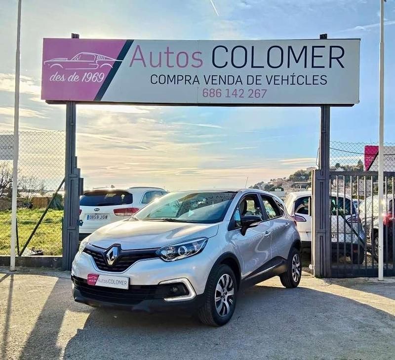 Usado Renault Captur Intens 90 CV (66 kW) 2018 Gris SUV