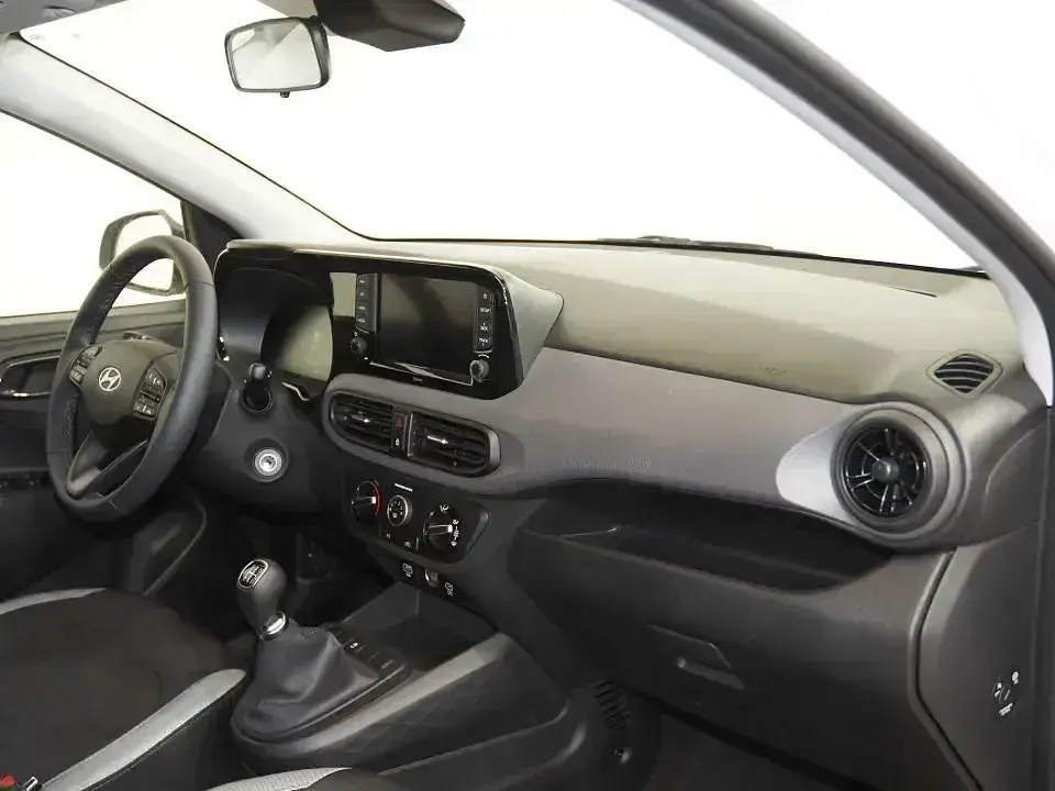 Usado Hyundai i10 67 CV (49 kW) 2025 Otro Utilitario