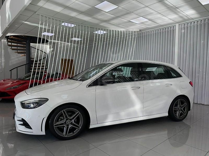 Usado Mercedes B200 150 CV (110 kW) 2020 Blanco Monovolumen