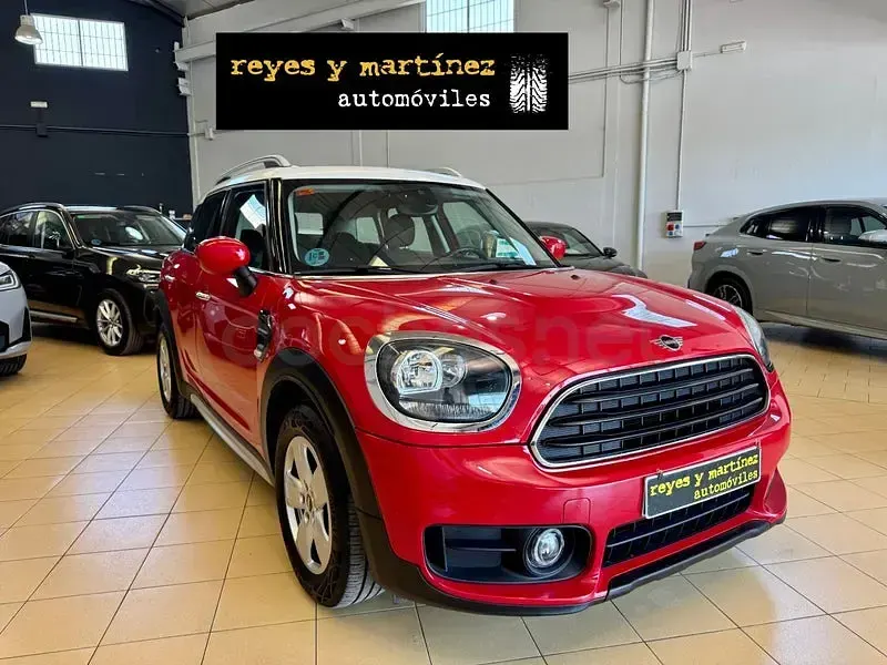 Usado Mini One D Countryman 117 CV (86 kW) 2019 Rojo SUV