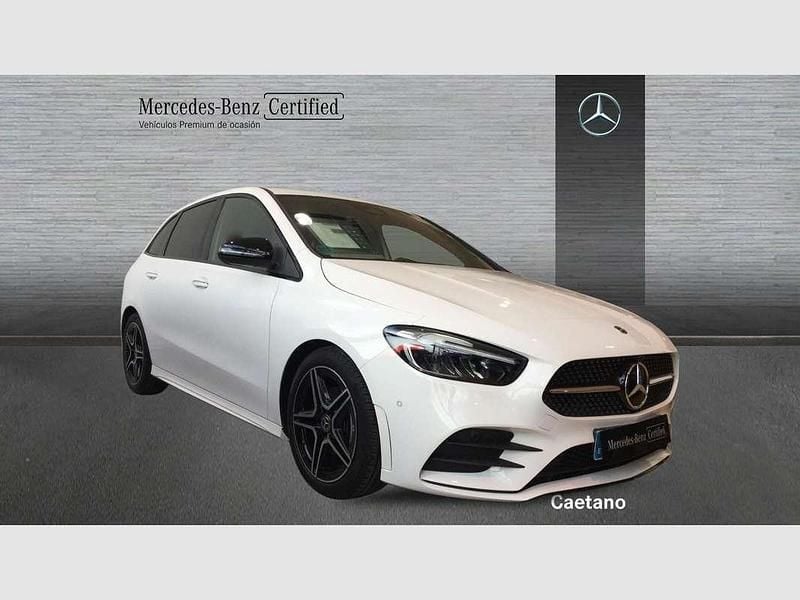 Usado Mercedes B200 150 CV (110 kW) 2024 Blanco Monovolumen