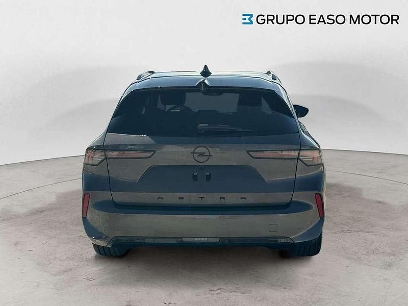 Usado Opel Astra S 131 CV (96 kW) 2025 Gris Familiar