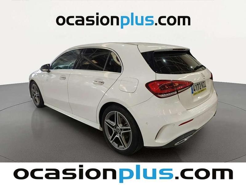 Usado Mercedes A180 AMG 136 CV (100 kW) 2019 Blanco Utilitario