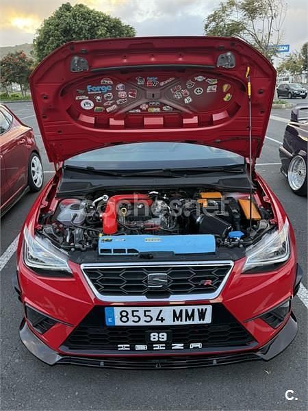 Usado Seat Ibiza FR 110 CV (80 kW) 2024 Rojo Utilitario