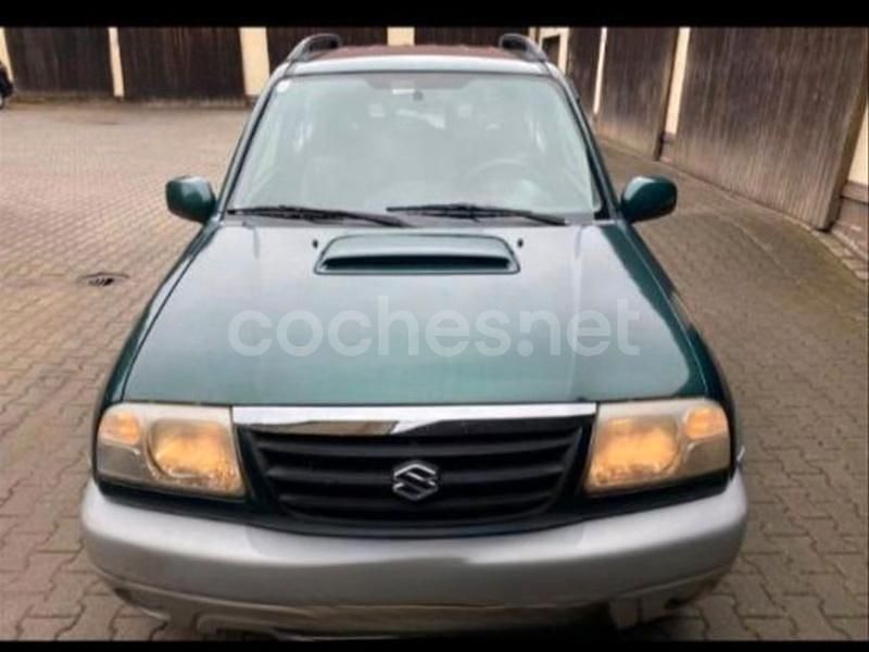 Verde Usado 2004 Suzuki Grand Vitara SUV | 10.900 € - Imagen 1/4