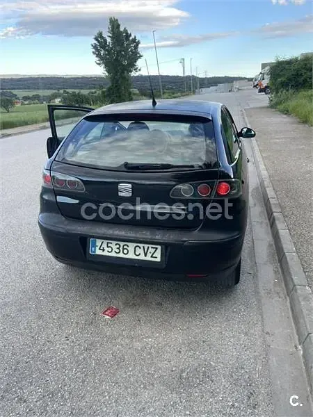 Używany Seat Ibiza 100 KM (73 kW) 2004 Czarny Hatchback