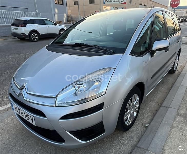 Gris / plata Usado 2011 Citroën C4 Picasso Business Class Monovolumen | 4500 € (Precio justo) - Imagen 1/4