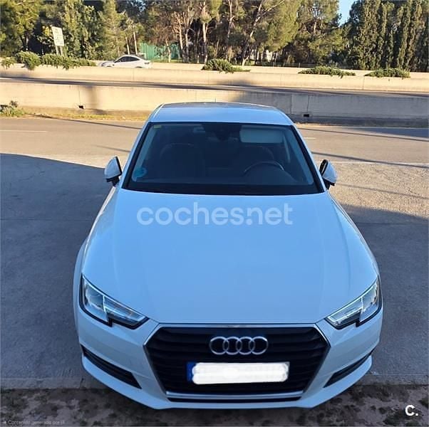 Usado Audi A4 150 HP (110 kW) 2016 Branco Carrinha
