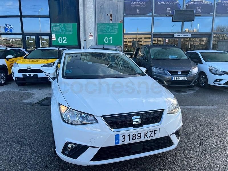 Usado Seat Ibiza Style Plus 95 CV (69 kW) 2019 Blanco Utilitario