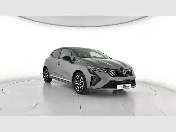 Usado Renault Clio V Techno 100 CV (73 kW) 2025 Gris Berlina