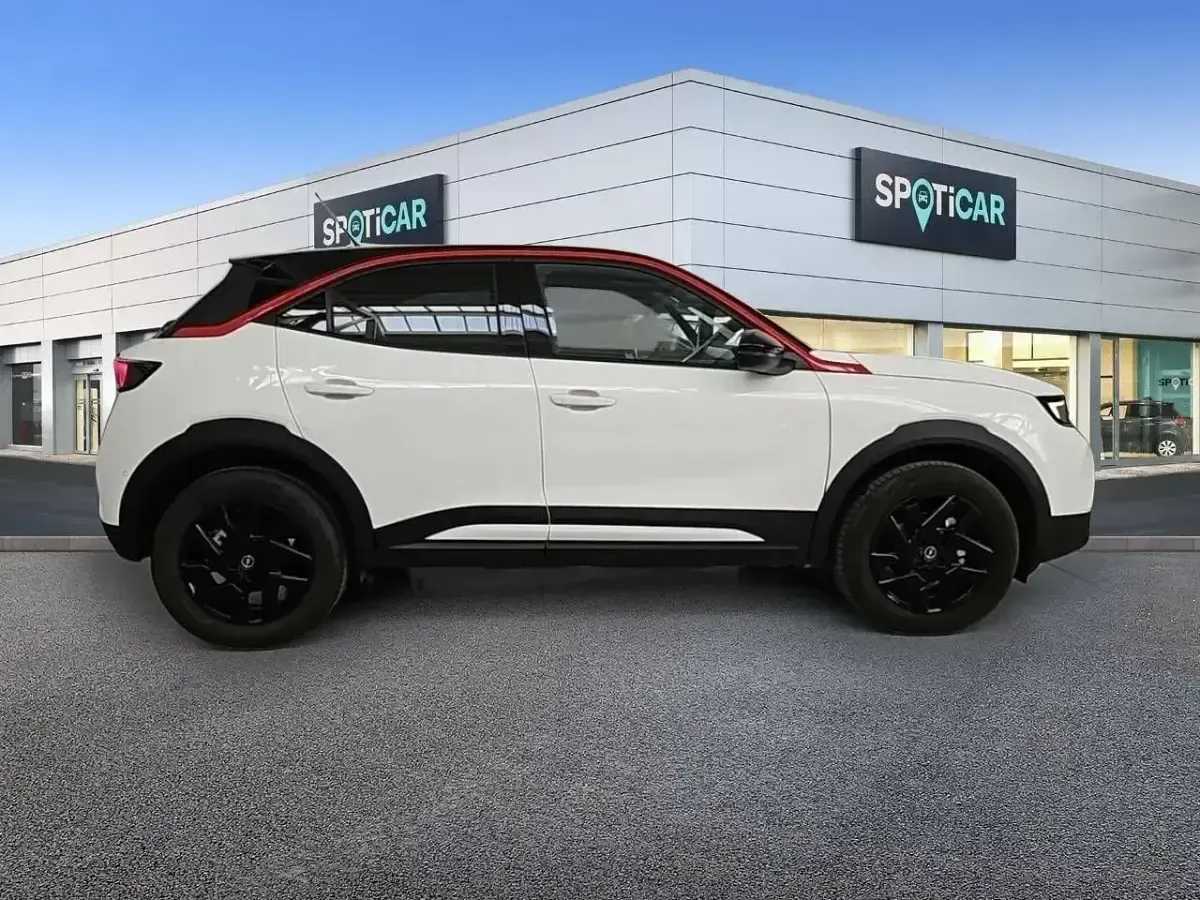 Usado Opel Mokka S 130 CV (95 kW) 2023 Blanco SUV