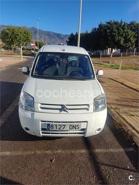 Blanco Usado 2009 Citroën Berlingo XTR Monovolumen | 3800 € (Super precio) - Imagen 1/4