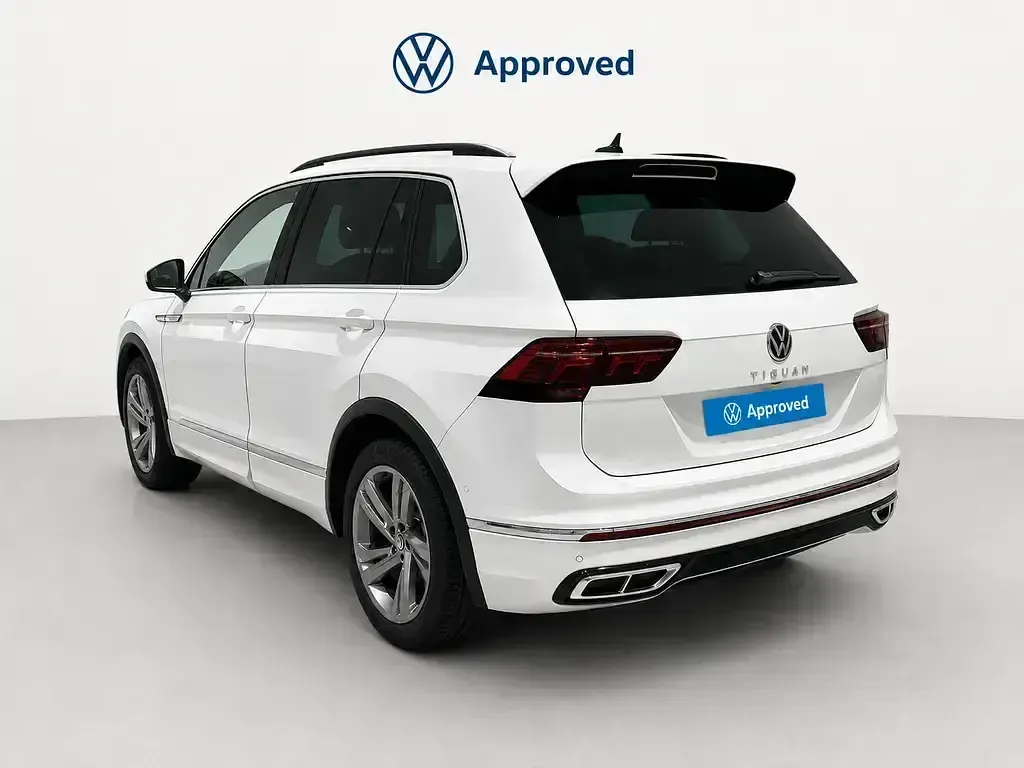 Usado VW Tiguan R-line 150 CV (110 kW) 2021 Blanco SUV