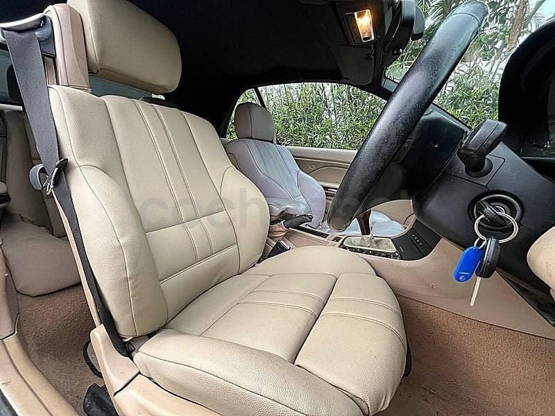 Usado BMW 325 Cabriolet Comfort Edition 192 CV (141 kW) 2006 Negro Descapotable