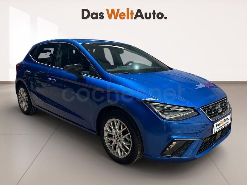 Usado Seat Ibiza FR 115 CV (84 kW) 2025 Azul Utilitario