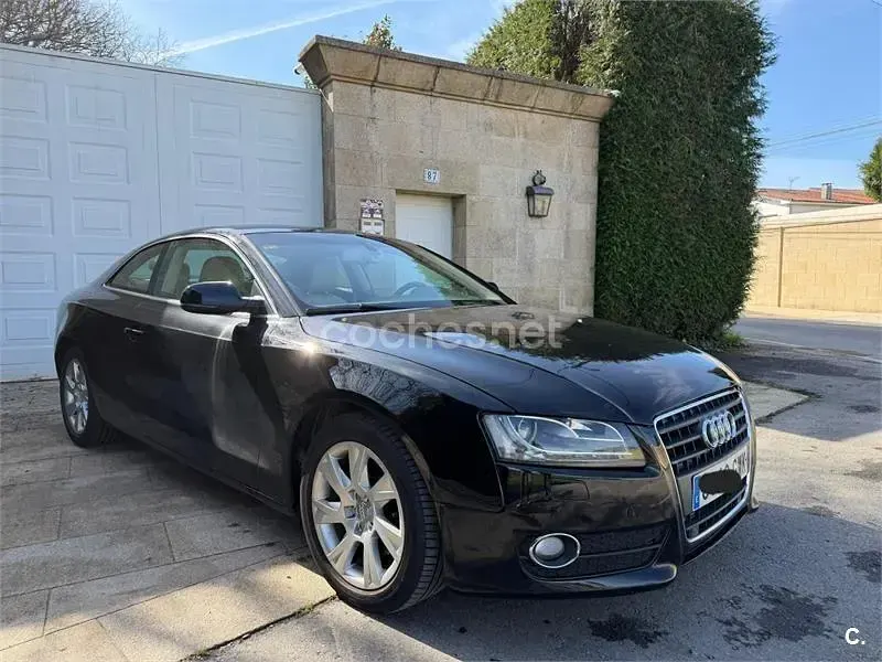 Usado Audi A5 190 CV (139 kW) 2010 Negro Coupe