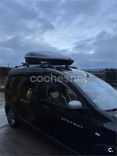 Usado Dacia Dokker Comfort 95 HP (69 kW) 2020 Preto Monovolume