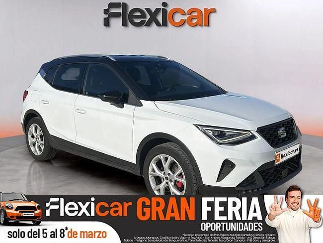 Usado Seat Arona FR 150 CV (110 kW) 2023 Blanco SUV