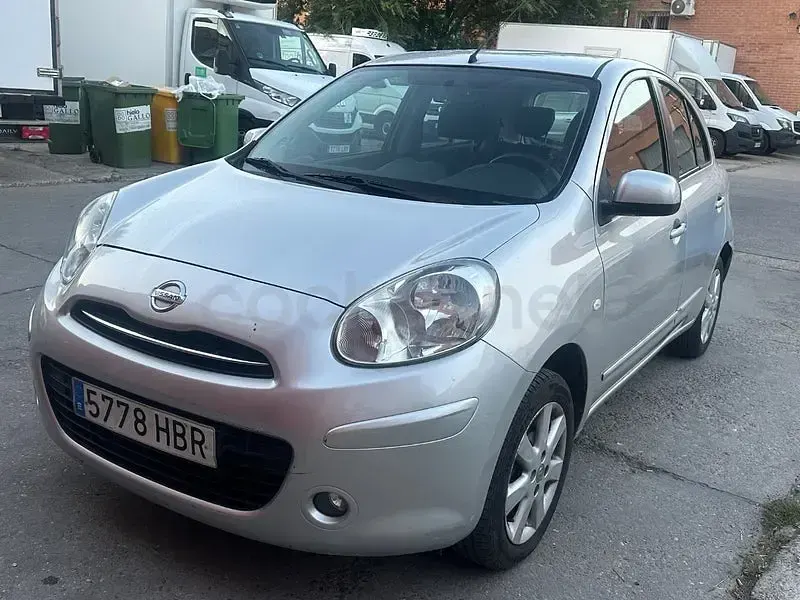 Usado Nissan Micra Acenta 80 CV (58 kW) 2011 Gris / plata Utilitario