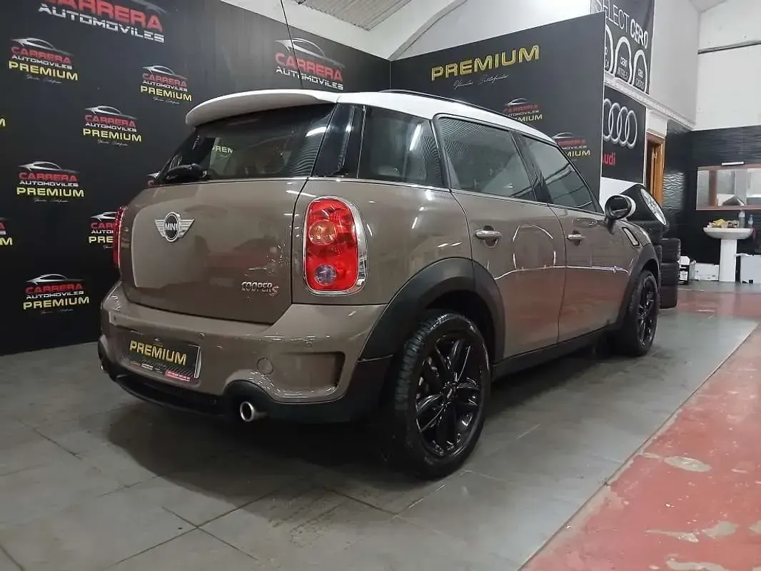 Usado Mini Cooper S Countryman 184 CV (135 kW) 2012 Marrón SUV