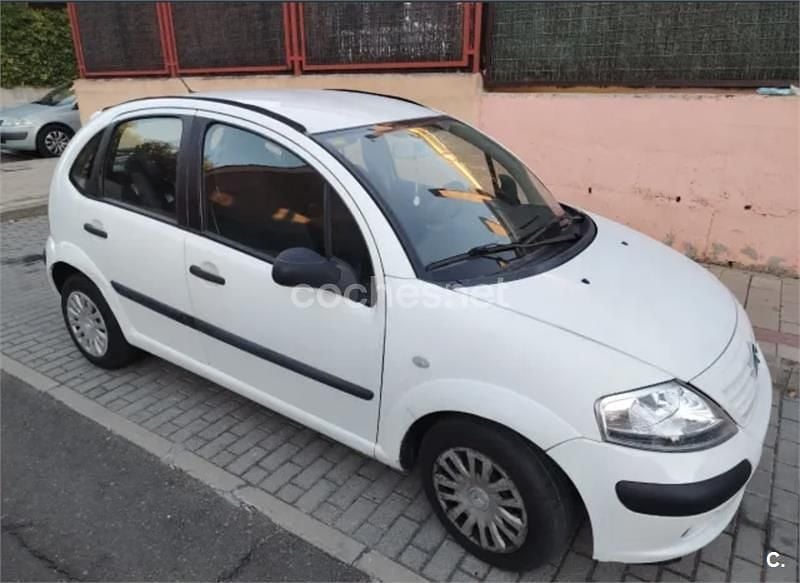 Usado Citroën C3 70 CV (51 kW) 2004 Blanco Berlina
