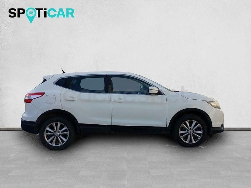 Usado Nissan Qashqai Acenta 110 CV (80 kW) 2017 Blanco SUV