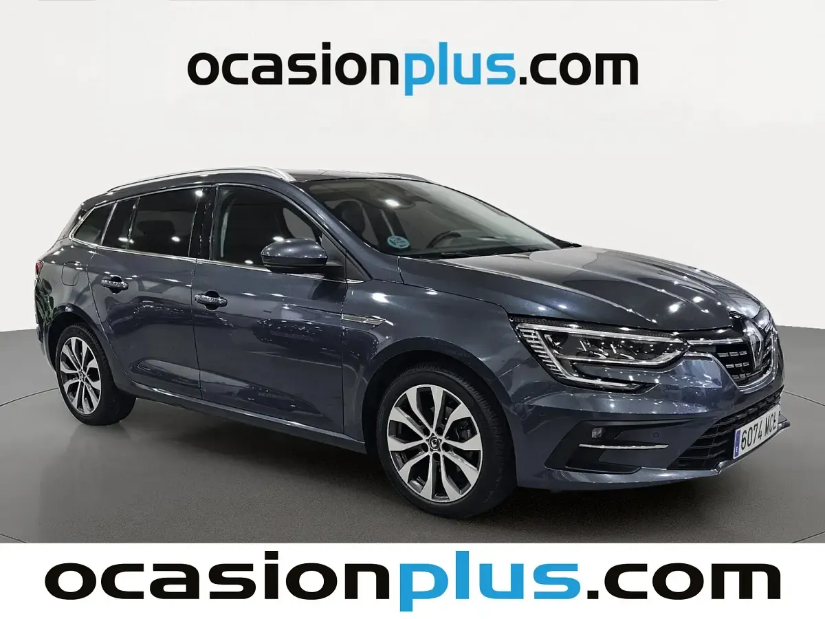 Usado Renault Mégane II Techno 140 CV (102 kW) 2022 Gris Berlina