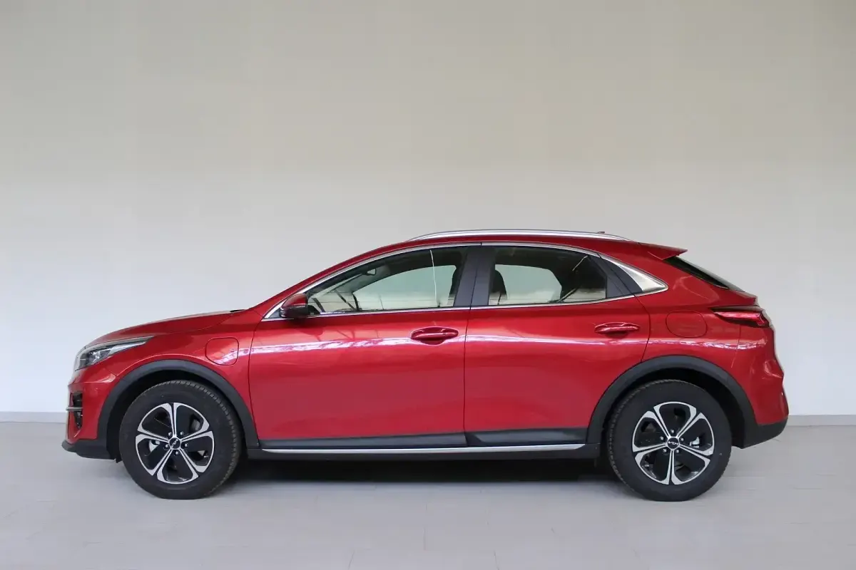 Usado Kia XCeed 141 CV (103 kW) 2022 Rojo SUV