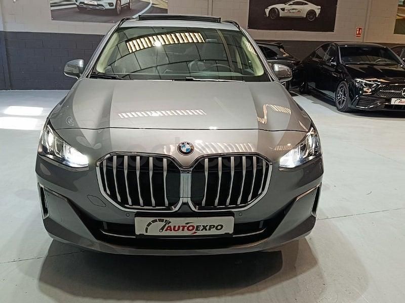 Usado BMW 218 Comfort Edition 136 CV (100 kW) 2024 Gris / plata Familiar