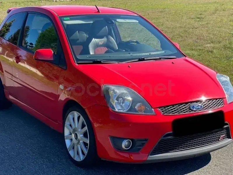 Usado Ford Fiesta ST 150 CV (110 kW) 2007 Rojo Utilitario