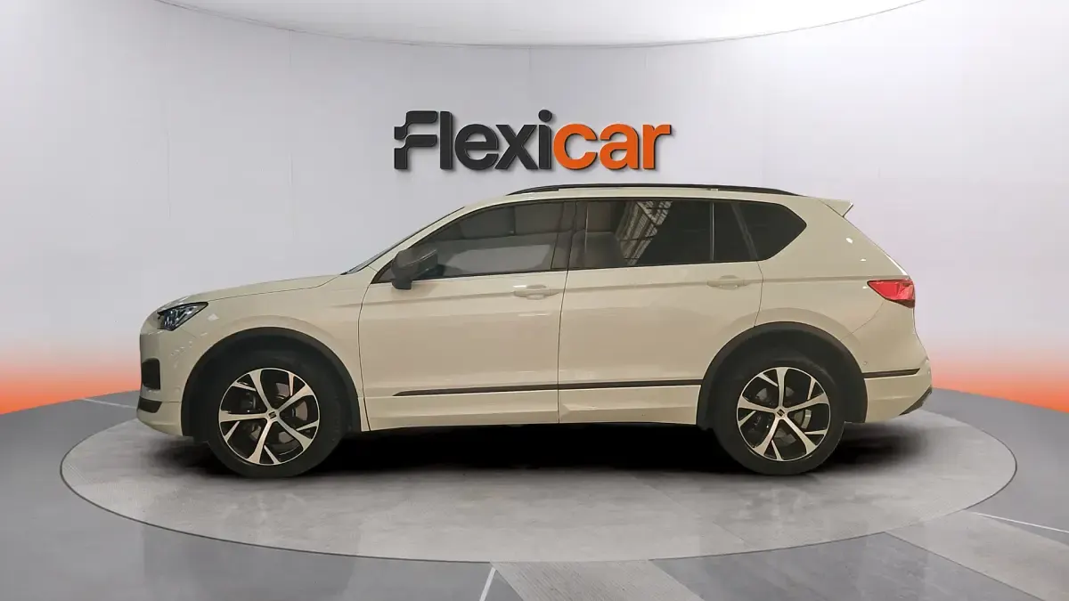 Usado Seat Tarraco 4Drive 200 CV (147 kW) 2022 Blanco SUV