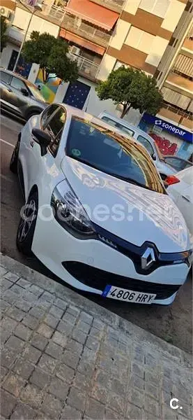 Usado Renault Clio IV Business 75 CV (55 kW) 2014 Blanco Berlina