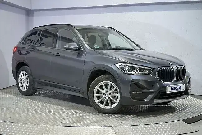 Usado BMW X1 150 CV (110 kW) 2022 Gris SUV