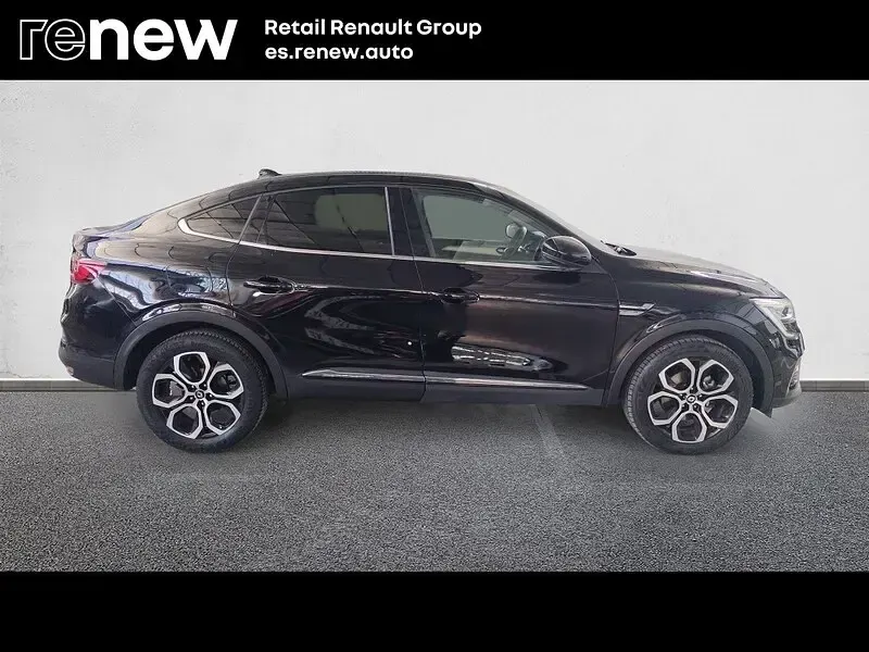 Usado Renault Arkana Zen 94 CV (69 kW) 2022 Negro SUV