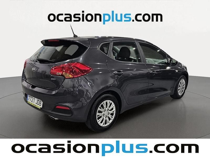 Usado Kia Ceed GT 90 CV (66 kW) 2015 Gris Utilitario