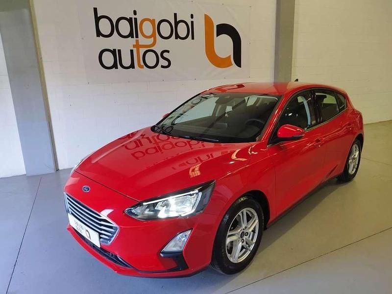 Usado Ford Focus Trend+ 120 CV (88 kW) 2020 Rojo Utilitario
