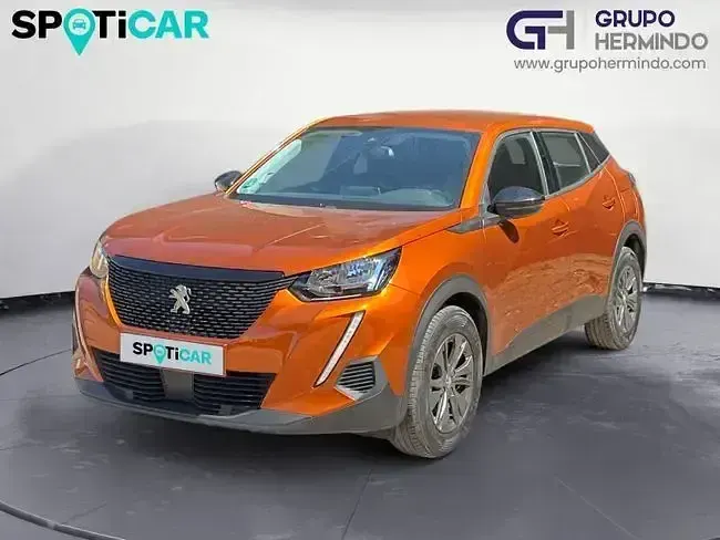 Usado Peugeot 2008 Active 110 CV (80 kW) 2022 Naranja SUV