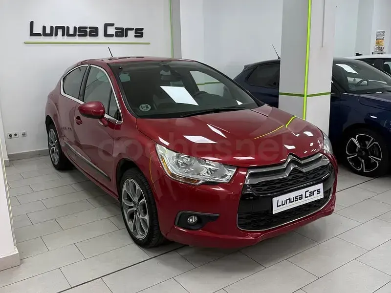 Usado DS Automobiles DS4 Style 114 CV (83 kW) 2015 Granate Berlina