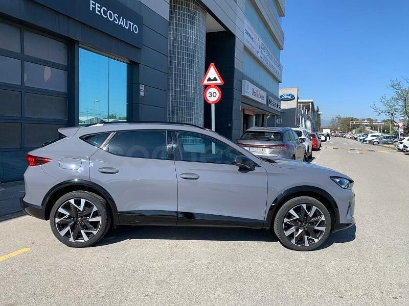 Usado Cupra Formentor 150 CV (110 kW) 2025 Gris / plata SUV